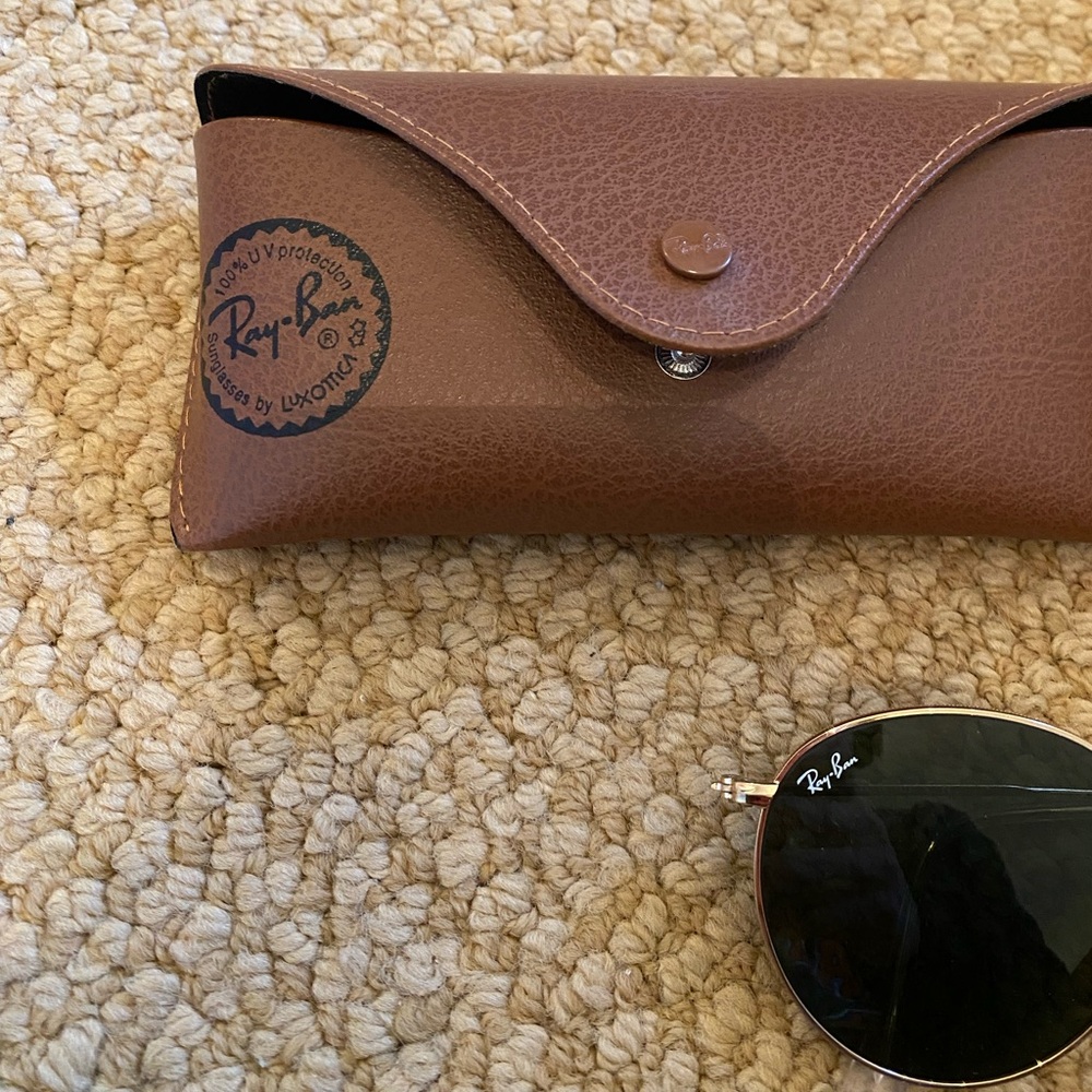 Raybans - Picture 3 of 5